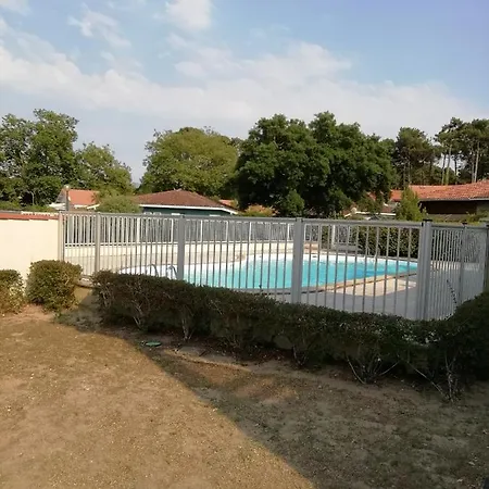 아파트 Joli Appart. Entre Biarritz Et Bordeaux A 몰리엣젯마